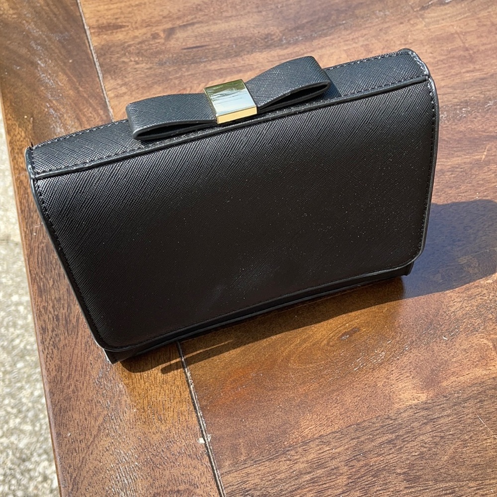 Forever 21 cross body